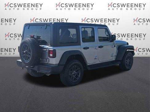 Used 2021 Jeep Wrangler Unlimited Sport AWD/4WD image 5