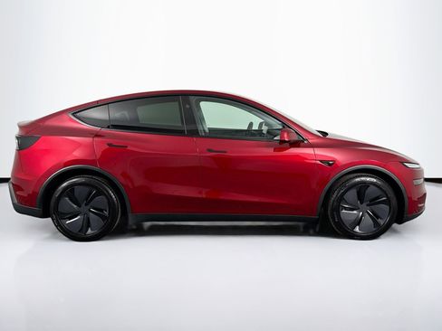 Used 2026 Tesla Model Y Long Range image 12