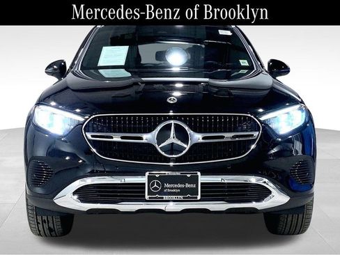 Used 2026 Mercedes-Benz GLC 300 4MATIC image 3