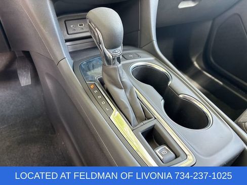 Used 2024 Chevrolet Equinox LT w/ LPO, Floor Liner Package FWD image 15