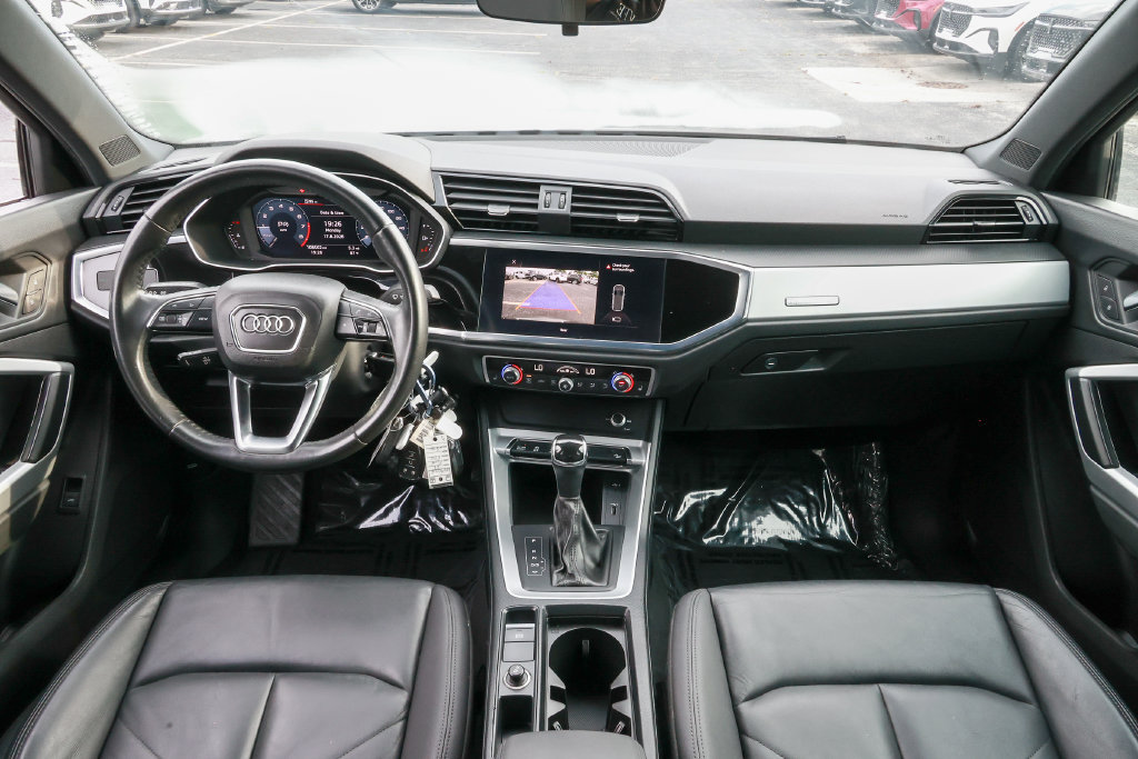 Used 2019 Audi Q3 2.0T Premium AWD/4WD image 6