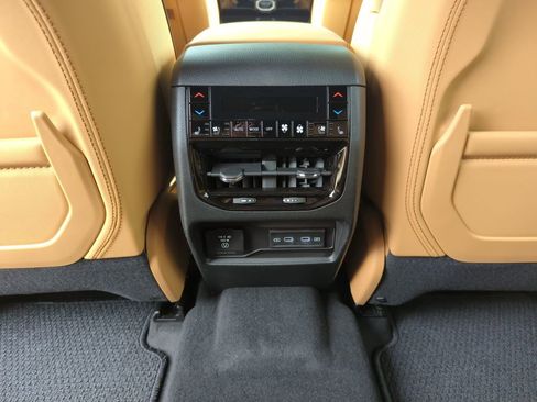 New 2026 Jeep Grand Cherokee L Summit w/ Advanced Protech Group IV image 32