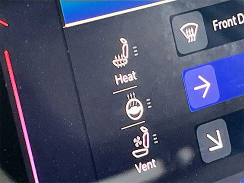 Used 2024 Jeep Wagoneer 4WD image 21