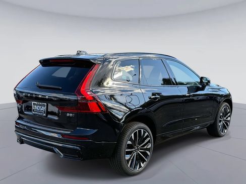 Certified 2026 Volvo XC60 B5 Ultra w/ Protection Package Premier AWD/4WD image 9