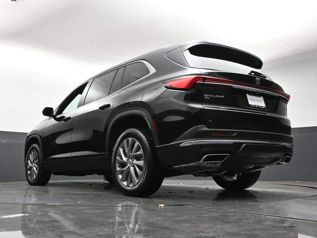 Used 2026 Buick Enclave Preferred w/ Power Package AWD/4WD image 26