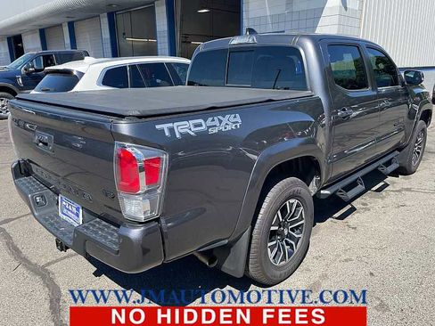 Used 2021 Toyota Tacoma TRD Sport w/ Technology Package AWD/4WD image 3