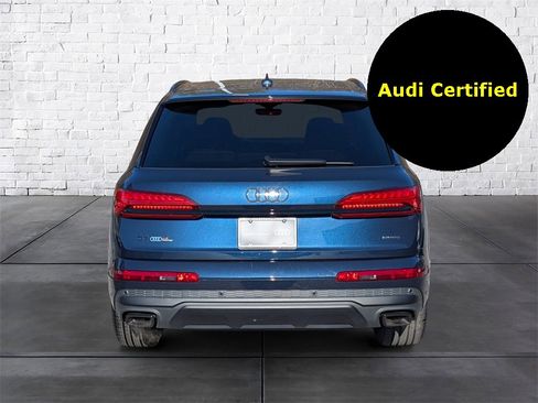 Certified 2025 Audi Q7 2.0T Premium w/ Convenience Plus Package image 6