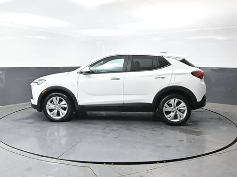 Used 2025 Buick Encore GX Preferred FWD image 11