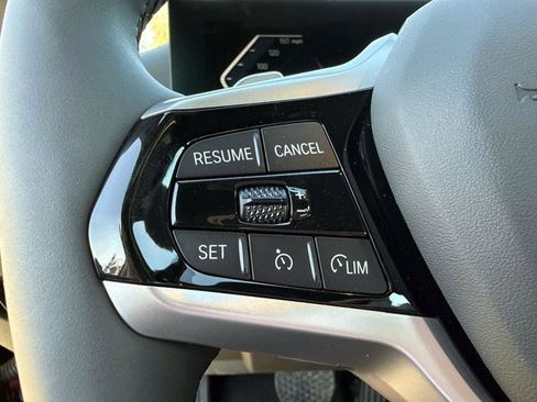 New 2025 BMW 330i xDrive Sedan w/ Premium Package image 33