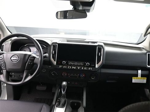 New 2025 Nissan Frontier SV image 27
