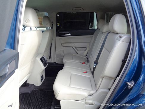 Used 2018 Volkswagen Atlas SE image 17