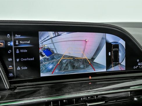 Used 2021 Cadillac Escalade Premium Luxury w/ Driver Assist Tech Package AWD/4WD image 28