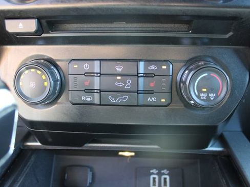 Used 2016 Ford F150 XLT w/ Equipment Group 302A Luxury AWD/4WD image 27