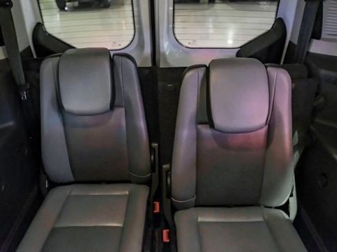 Used 2017 Ford Transit Connect XL image 35