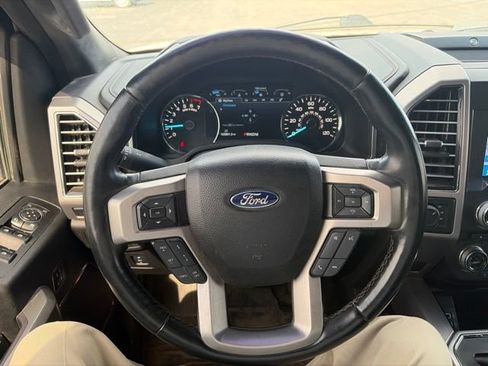 Used 2018 Ford F150 Platinum w/ Equipment Group 701A Luxury AWD/4WD image 13