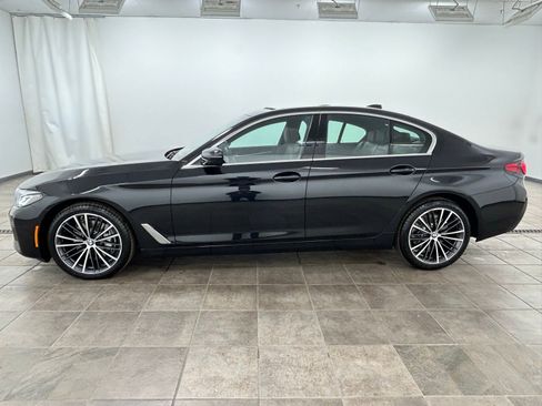 Used 2023 BMW 540i xDrive w/ Premium Package AWD/4WD image 2