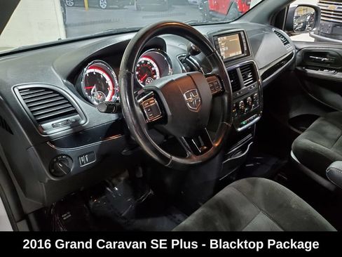 Used 2016 Dodge Grand Caravan SE FWD image 7