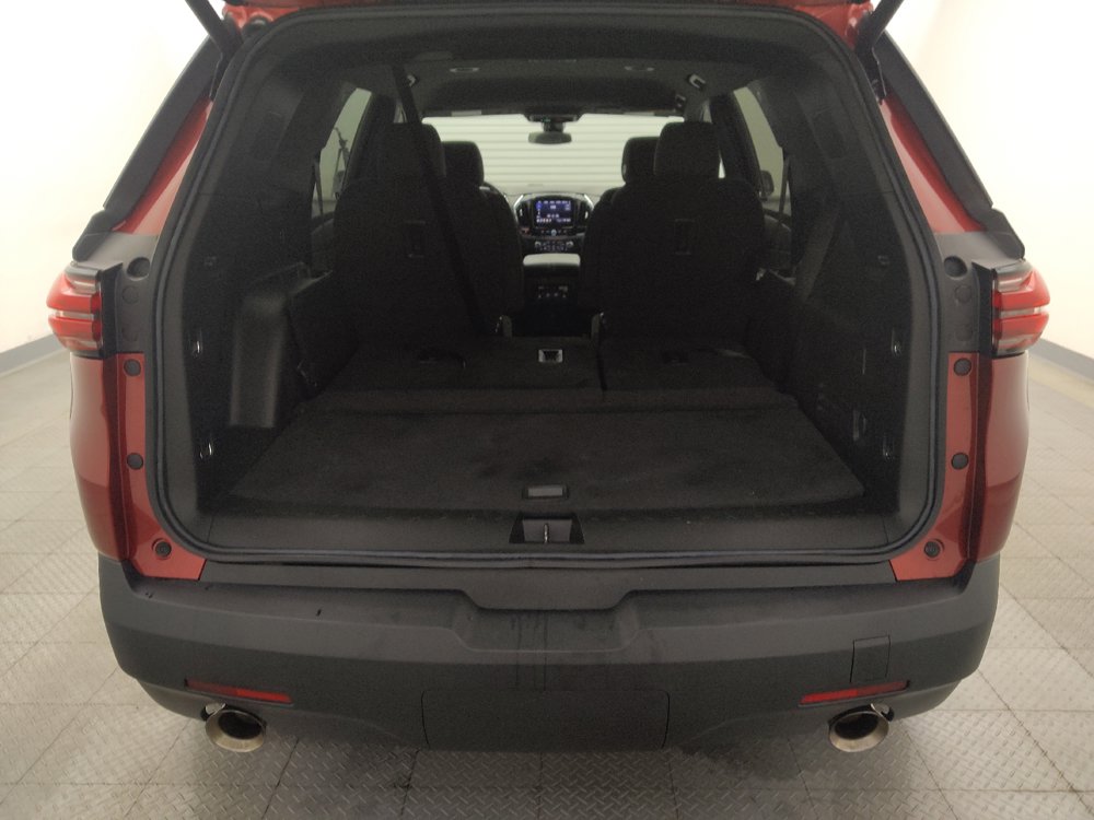 Used 2023 Chevrolet Traverse LT FWD image 29