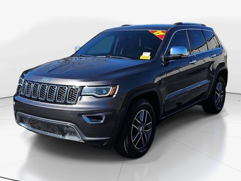 Used 2017 Jeep Grand Cherokee Limited w/ Luxury Group II image 6