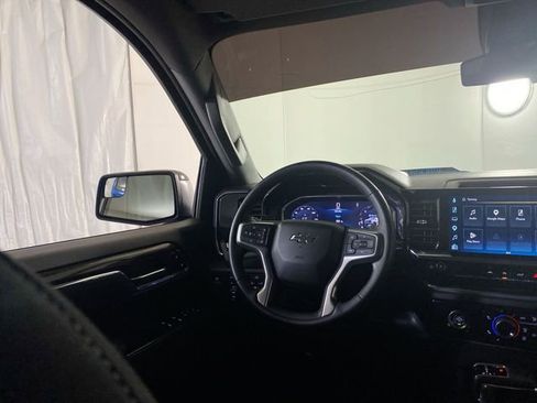 Used 2023 Chevrolet Silverado 1500 LT Trail Boss w/ Protection Package AWD/4WD image 15