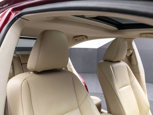 Used 2014 Lexus ES 350 w/ Luxury Package image 33