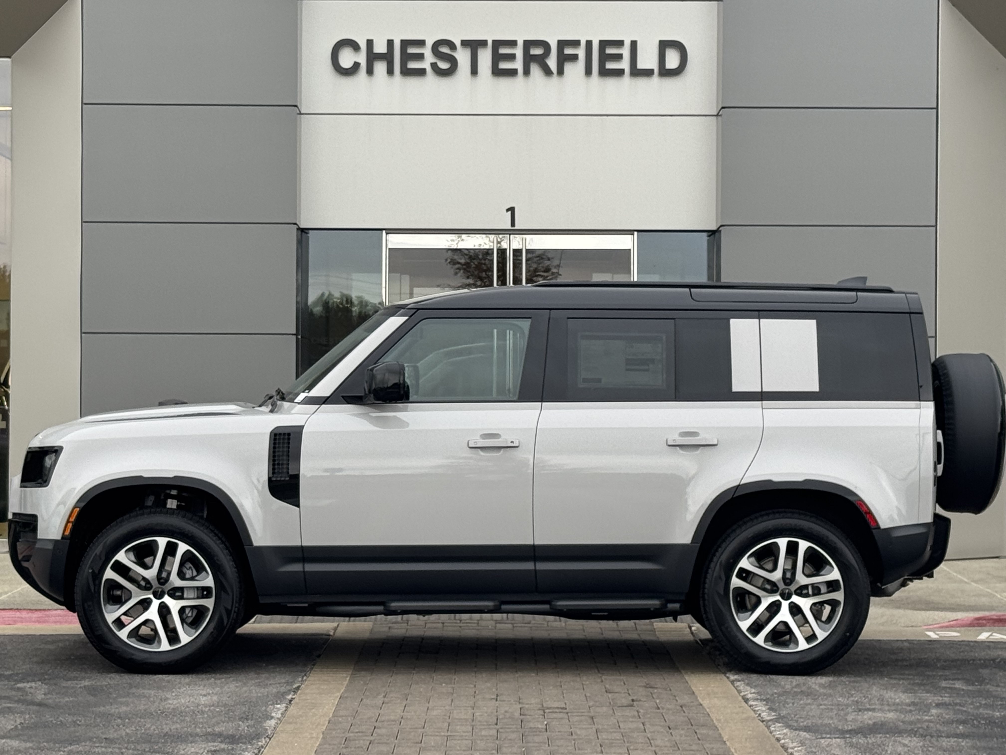 New 2026 Land Rover Defender 110 S AWD/4WD image 6