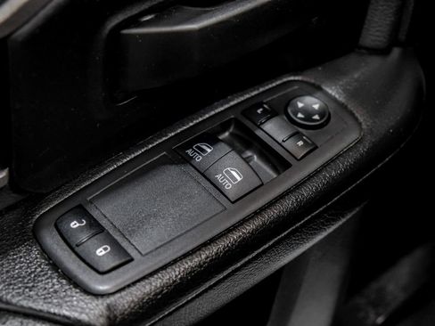 Used 2022 RAM 3500 Tradesman AWD/4WD image 37