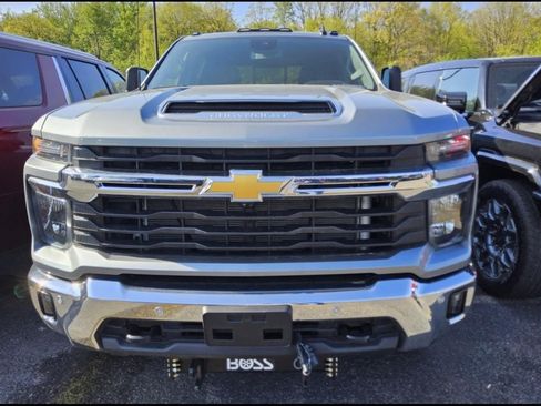 Used 2025 Chevrolet Silverado 3500 LT w/ All Star Edition AWD/4WD image 4
