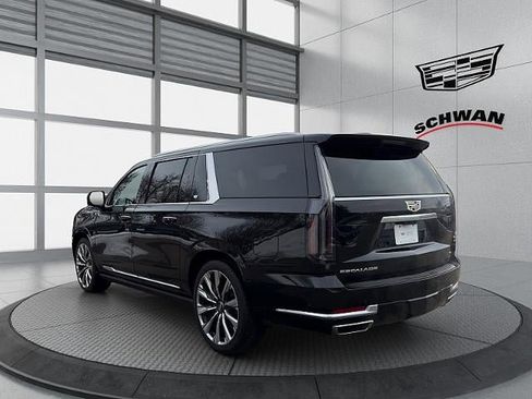 Certified 2025 Cadillac Escalade ESV Premium Luxury w/ Touring Package image 6