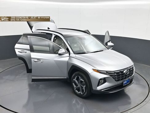 Certified 2024 Hyundai Tucson Limited AWD/4WD image 29
