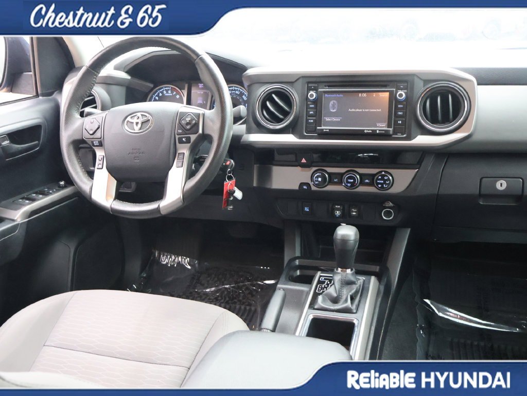 Used 2018 Toyota Tacoma SR5 RWD image 13
