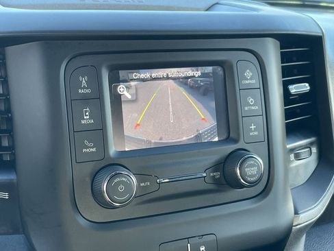 Used 2024 RAM 3500 Tradesman w/ Chrome Appearance Group image 17