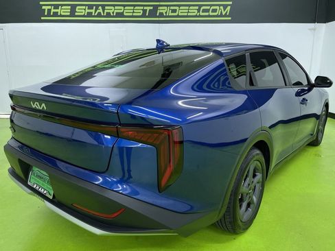 Used 2025 Kia K4 LXS image 10