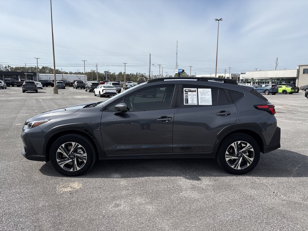 Used 2024 Subaru Crosstrek 2.0i Premium AWD/4WD image 5