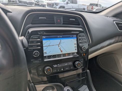 Used 2017 Nissan Maxima Platinum image 20