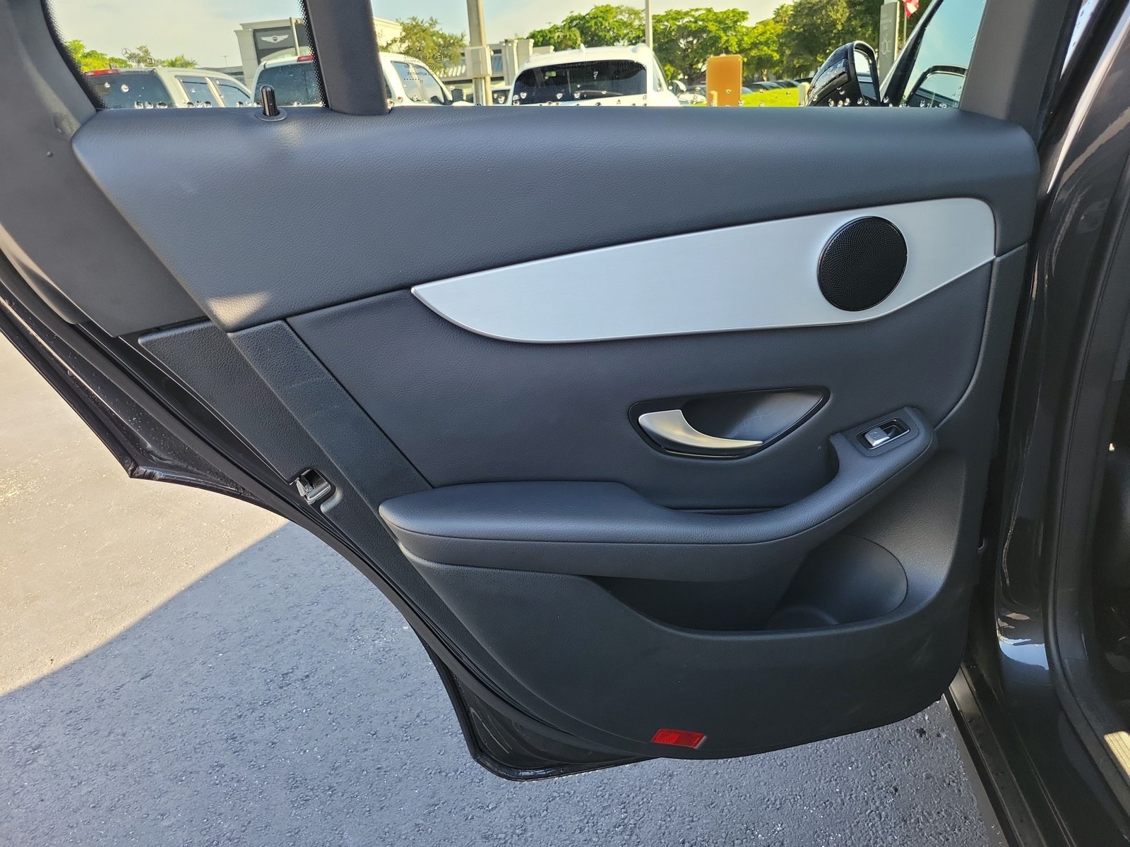 Used 2022 Mercedes-Benz GLC 300 image 10