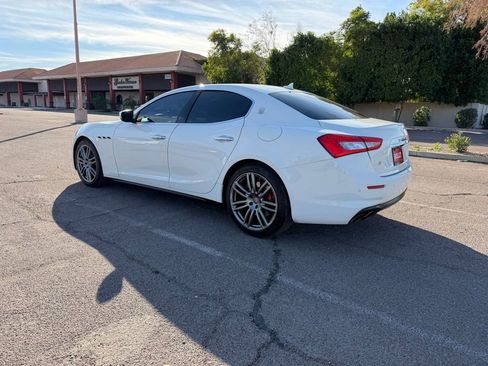 Used 2018 Maserati Ghibli S image 6