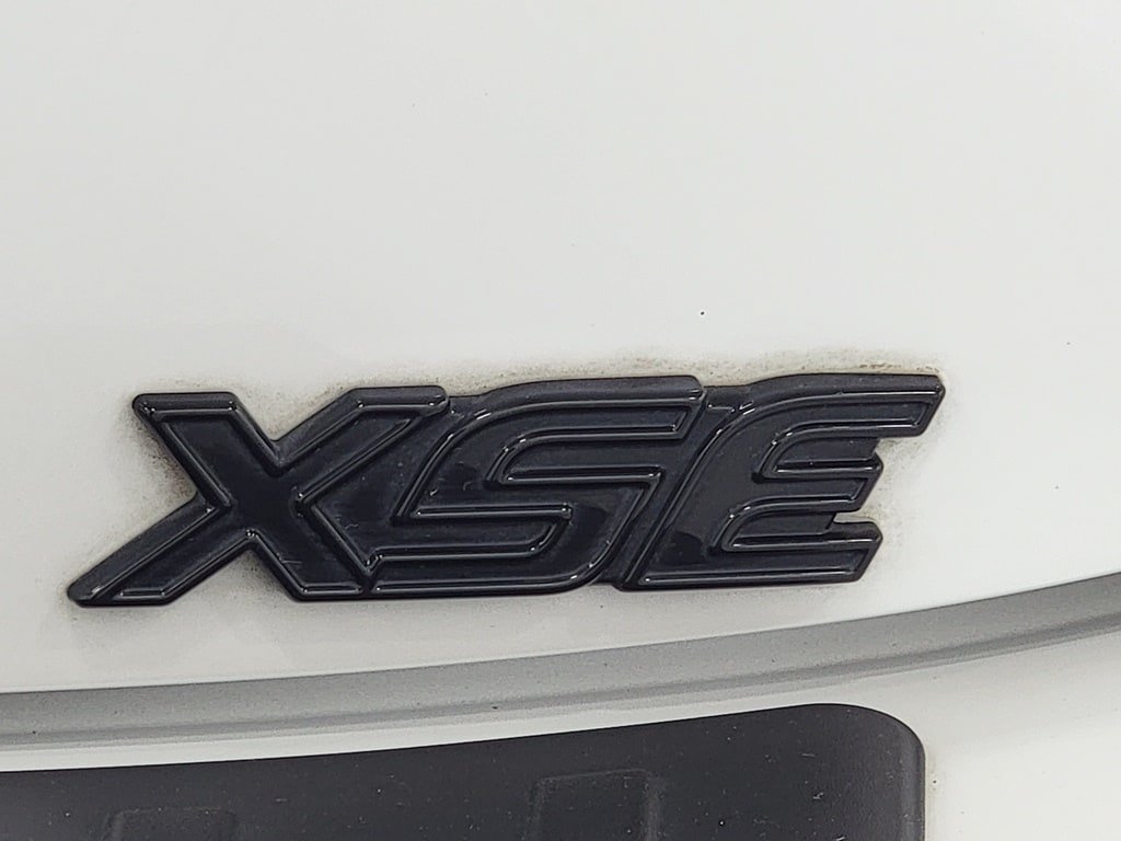 Certified 2022 Toyota Corolla XSE FWD image 9