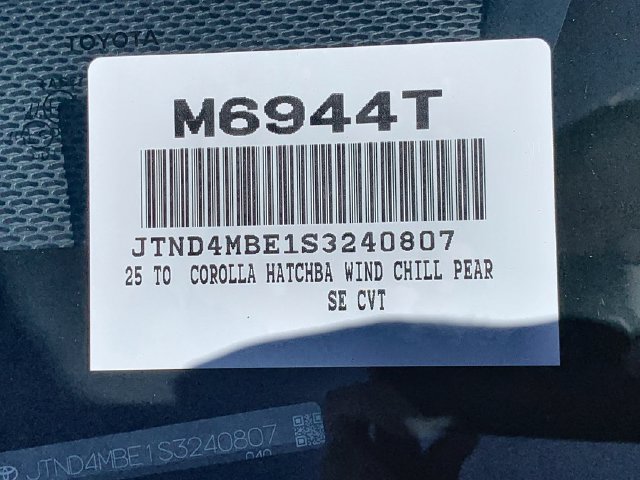 Used 2025 Toyota Corolla SE w/ SE Package FWD image 47