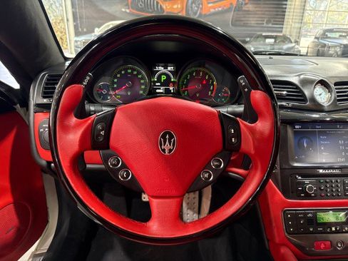 Used 2015 Maserati GranTurismo Sport image 67