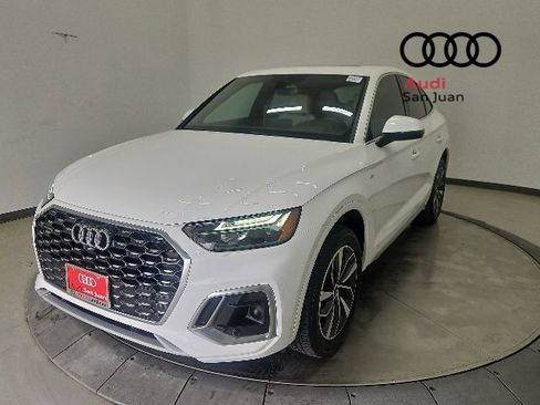 Certified 2023 Audi Q5 2.0T Premium w/ Convenience Package AWD/4WD image 3