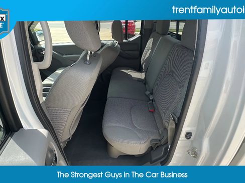 Used 2019 Nissan Frontier SV w/ Value Truck Package image 33