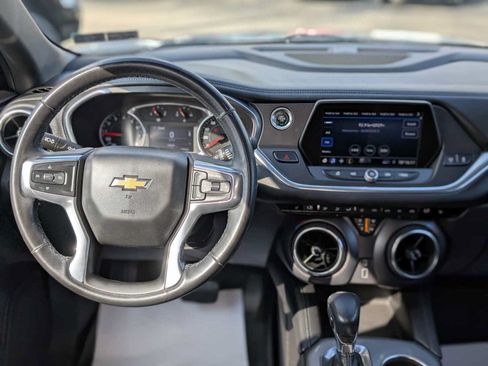 Certified 2019 Chevrolet Blazer LT AWD/4WD image 4