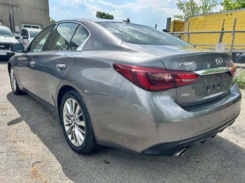Used 2019 INFINITI Q50 Luxe w/ Essential Package (3.0T Luxe) AWD/4WD image 3