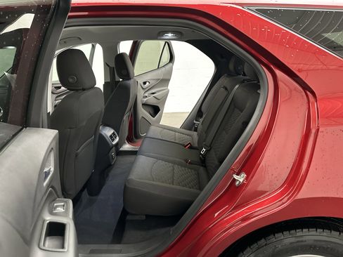 Used 2020 Chevrolet Equinox LT image 23