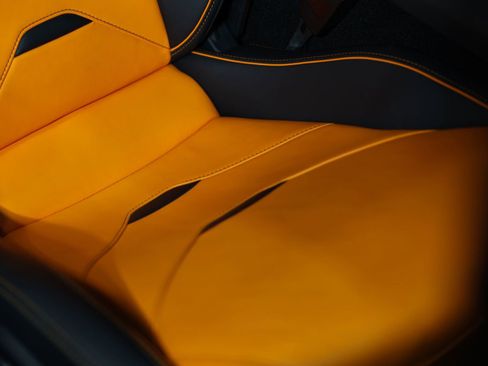 Used 2020 Lamborghini Huracan EVO image 36