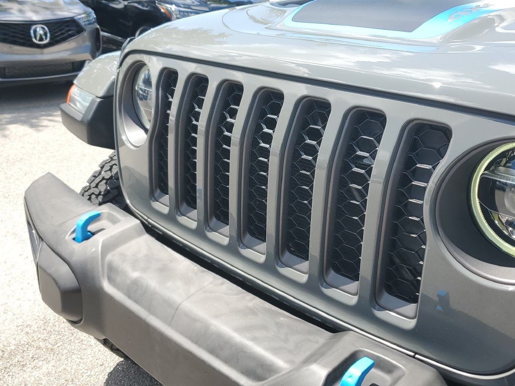 Used 2022 Jeep Wrangler Unlimited Rubicon 4xe AWD/4WD image 11