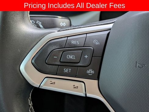 Used 2022 Volkswagen Taos SE FWD image 26