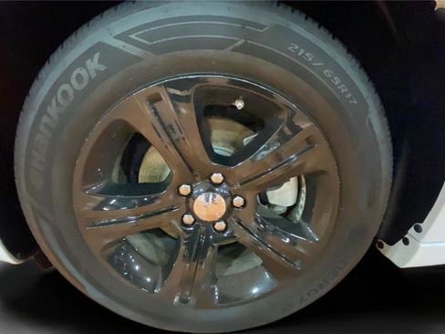 Used 2023 Dodge Charger SXT image 35