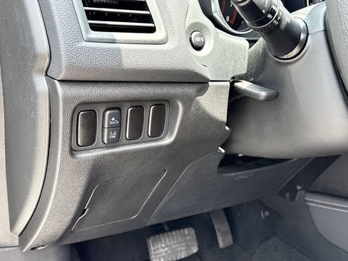 Used 2025 Mitsubishi Outlander Sport ES AWD/4WD image 14
